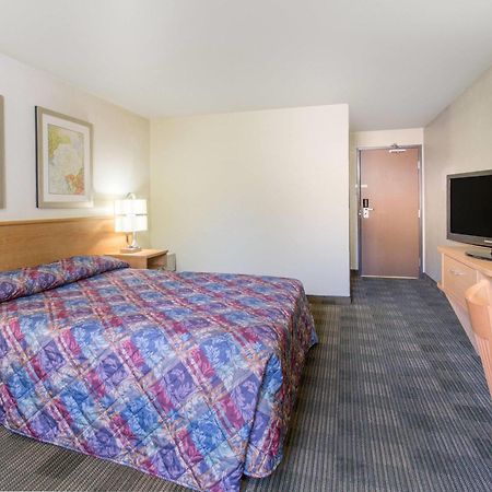 Super 8 By Wyndham Lacey Olympia Area Εξωτερικό φωτογραφία