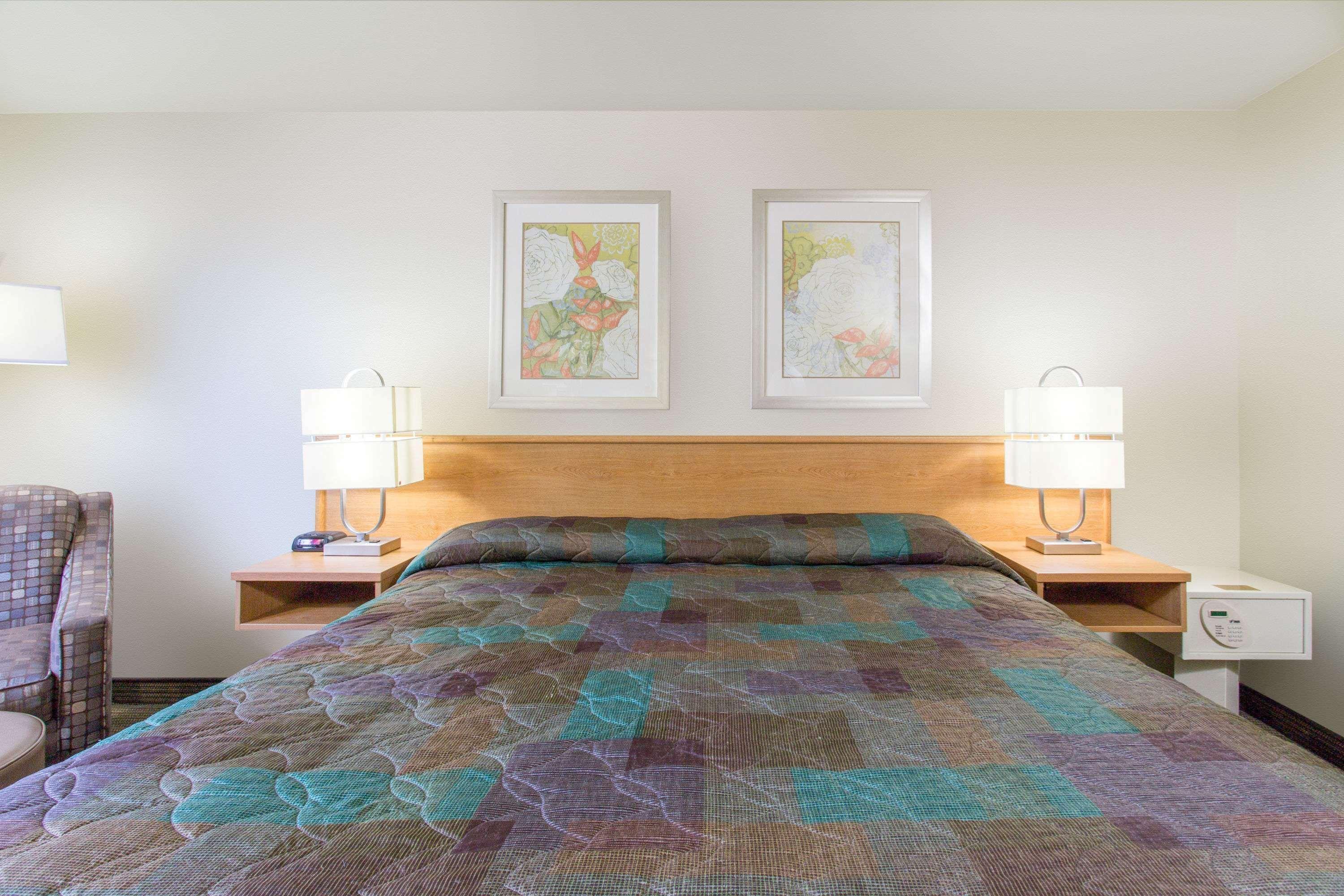 Super 8 By Wyndham Lacey Olympia Area Εξωτερικό φωτογραφία