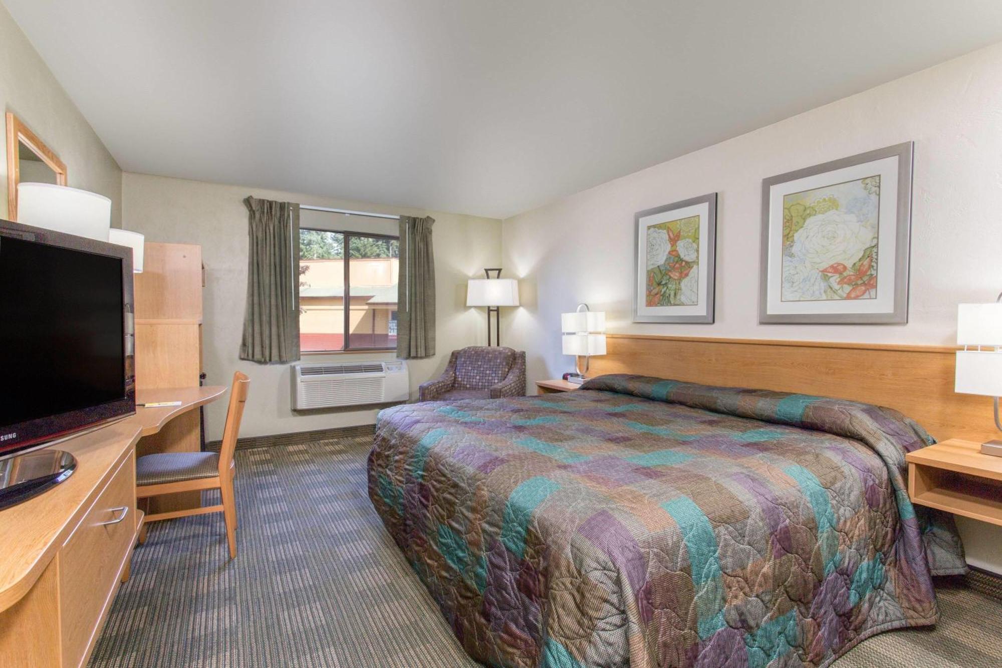 Super 8 By Wyndham Lacey Olympia Area Εξωτερικό φωτογραφία