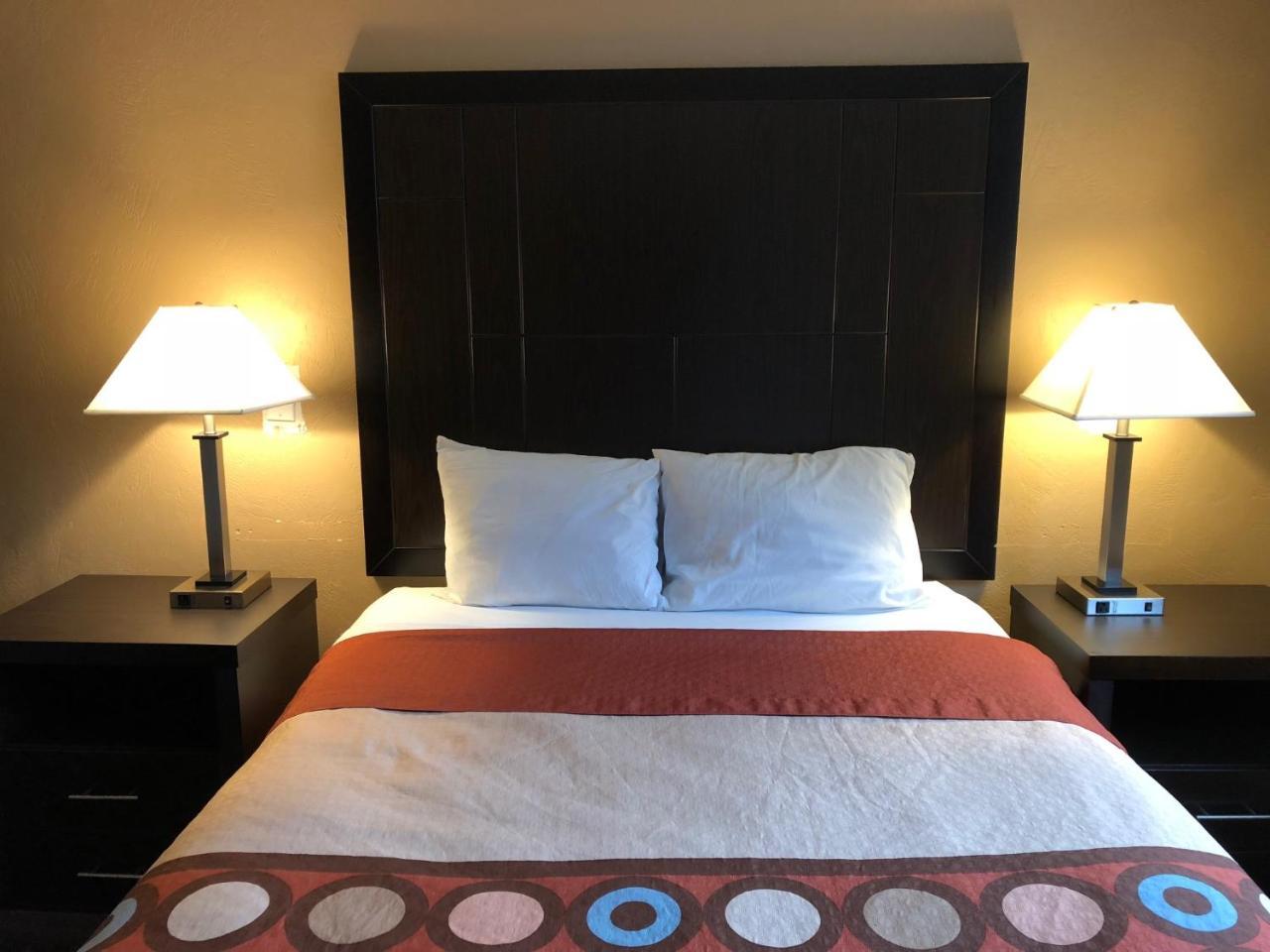 Super 8 By Wyndham Lacey Olympia Area Εξωτερικό φωτογραφία